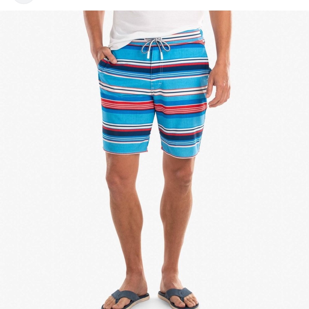 Johnnie O Men’s Board Shorts size large